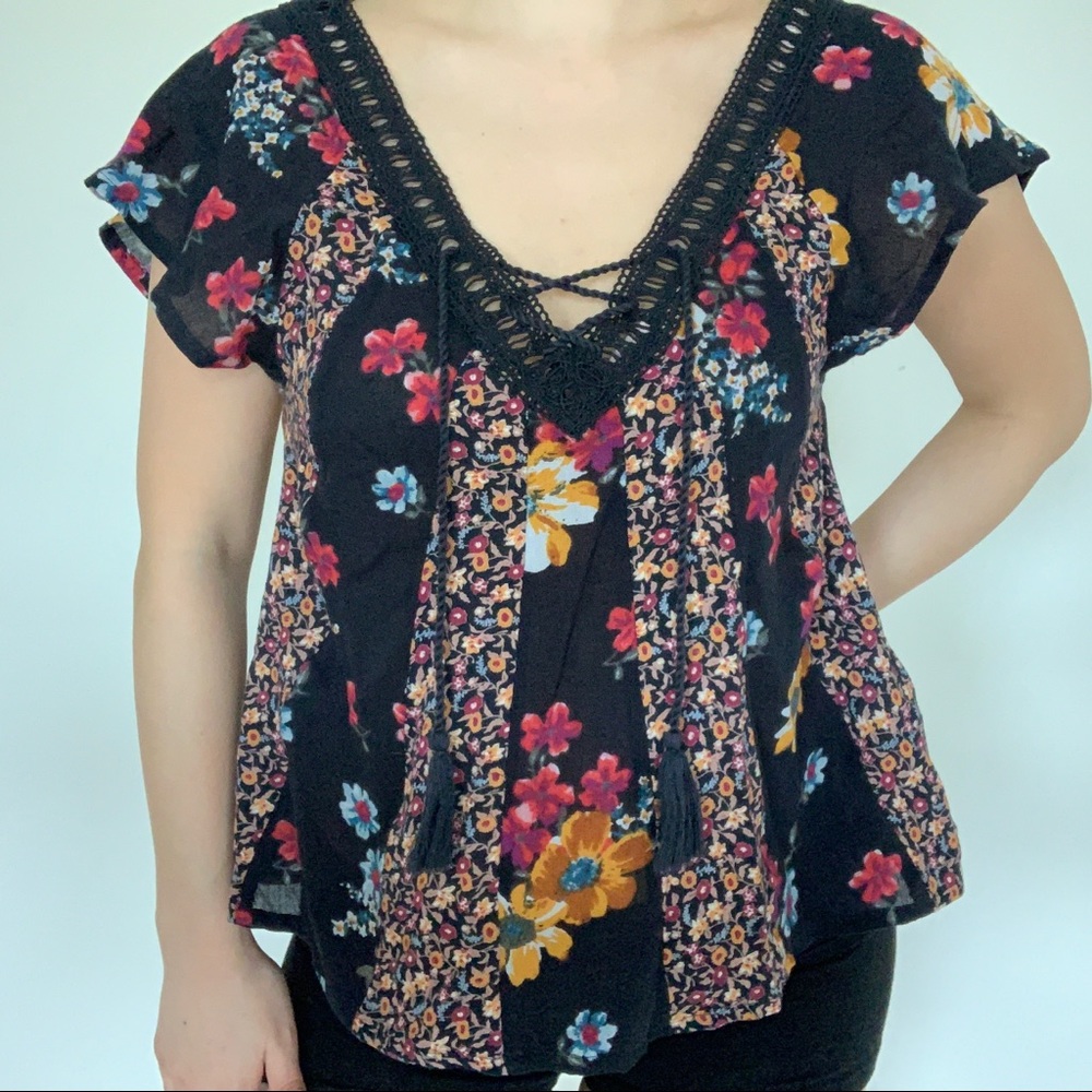 Hollister black floral boho blouse tassels size S